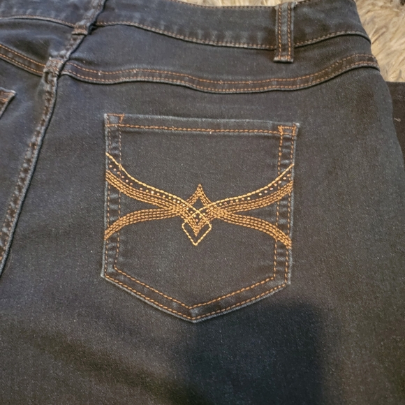 D. Jeans New York SZ 16 Cropped‎ Denim Jeans - Picture 6 of 7